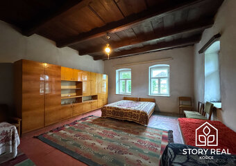 Gazdovský dom v obci Füzérkajata s veľkým pozemkom - 3