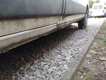 Predám Peugeot Boxer 2.8hdi v celku na diely - 3