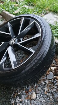 Bridgestone Dueler H/P Sport 225/45 r19 - 3