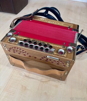 Heligonka Hlaváček TOP - 3