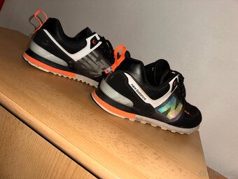 New Balance Ml574il2 44,5 UK10 - 3