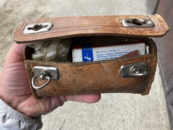 Kožená kapsička na bicyklové náradie - 3