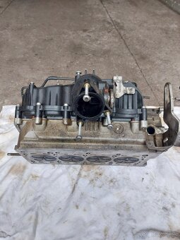 hlava valcov 1.6 cayc 77kw - 3