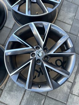 Disky Škoda Superb Sportline r19 - 3