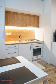 Exkluzívne na predaj Garsónka - Ružinov - 3