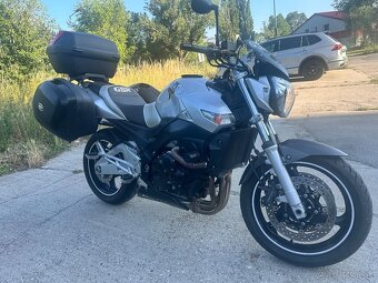 Suzuki GSR 600 - 3