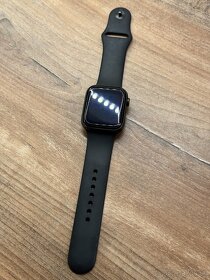 Vymenim Apple Apple Watch 6 Black za Applewatch 6 Gold - 3