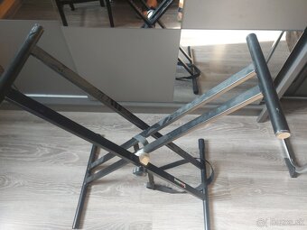 Klavir Mendeli MK 100 - 3