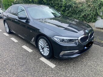 BMW 520xd A/T Lucury Line 4X4 - 3