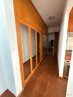 Prenajmem 2-izbový byt v Rajci - 3