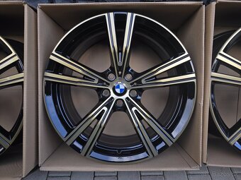 5x112 R19 BMW 3 G20 G21 Styling 793 Night Gold Nepoužite - 3
