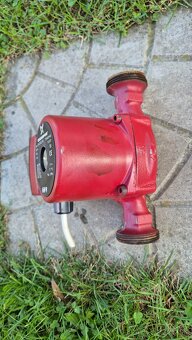 Obehové čerpadlo Grundfos UPS 25-60 180 - 3