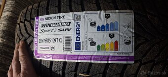 Nexen 235/75R15 - 3
