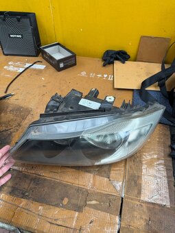 Predné svetlomety BMW e90-91 - 3