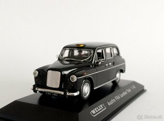 1:43 Austin FX4 - 3