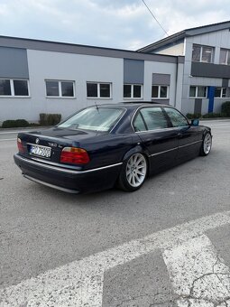 Bmw e38 750iL - 3
