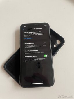 iPhone xr black 64gb - 3