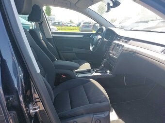 Škoda Superb Combi 2.0 TDI DSG - 3