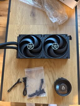ARCTIC Liquid Freezer III 280 Black - 3