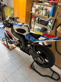 BMW S1000RR okruhovka - 3