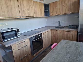 Prenajom 3 izbovy byt KNM - 3