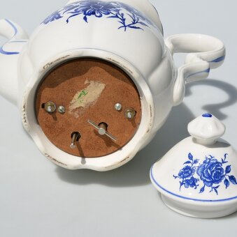 HRACÍ veľký porcelánový čajník z Anglicka - 3
