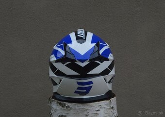 juniorská detská prilba okuliare shot bielo modrá - 3