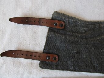 Predám staré  vojenské kamaše. - 3