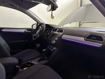 Ambient interiéru auta - 3