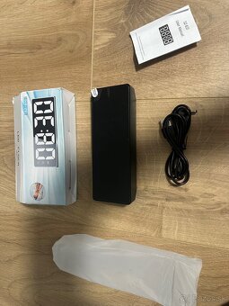 LED digitálne hodiny (stolové / nástenné) - 3