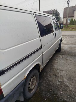 Volkswagen Transporter T4 2.4D - 3