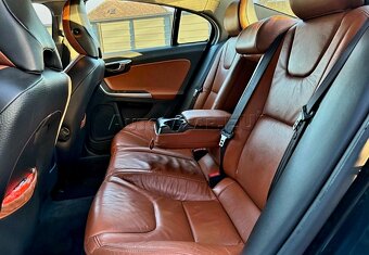 Predám Volvo 60 - 3