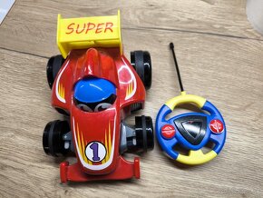 Playtive Auto Junior na diaľkové ovládanie
- 3