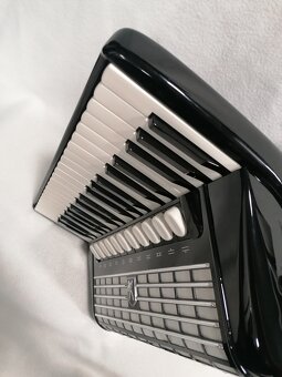 Hohner tango IV T 96 basovy - 3