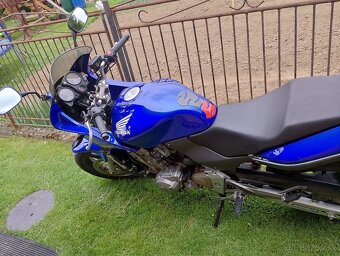 Honda Hornet 600S - 3