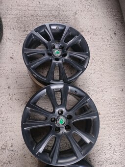 4ks alu disky orig. Škoda 5x112 r18 - 3