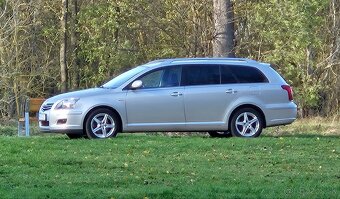 Toyota avensis t25 - 3
