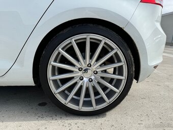 Vossen 5x112 R19 s pneu - 3