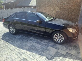 Mercedes-Benz E200 CDI - 3