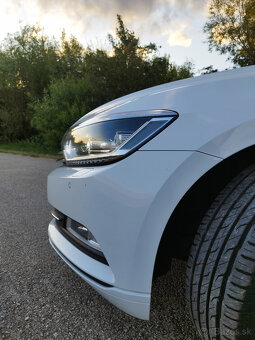 Volkswagen Passat 2.0 TDi Comfortline Full LED/NAVI/rozvody - 3