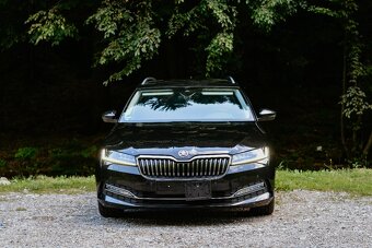 ✳️ Škoda Superb Combi 2.0 TDI SCR Premium Edition DSG - 3