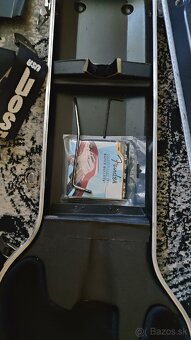 Prdam gitaru Fender - 3