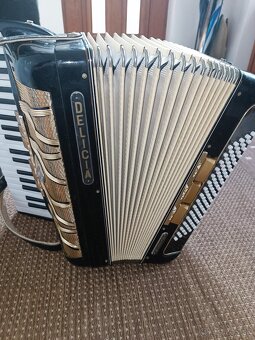 Akordeón Delicia Lignatone melodia - 3