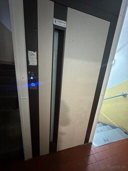 Kompletne zrekonštruovaný zariadeny 2,5 izbový byt na predaj - 3