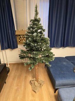 Umelý vianočný stromček na kmeni - 3