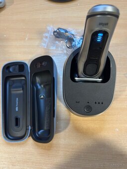 Holiaci strojček Braun Series 9 PRO+ Wet&Dry 9577cc - 3