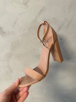 bezove sandalky (38) - 3