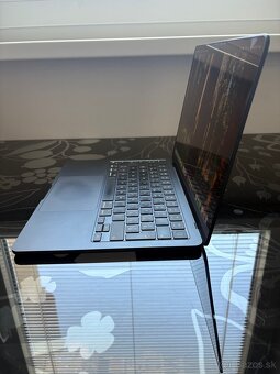 4-mesačný MacBook Air 13” 16 GB s M3 čipom - 3