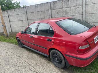 Predám Hondou Civic 5D - 3