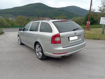 Škoda Octavia Combi RS 2.0 TDI DSG F1 - 3